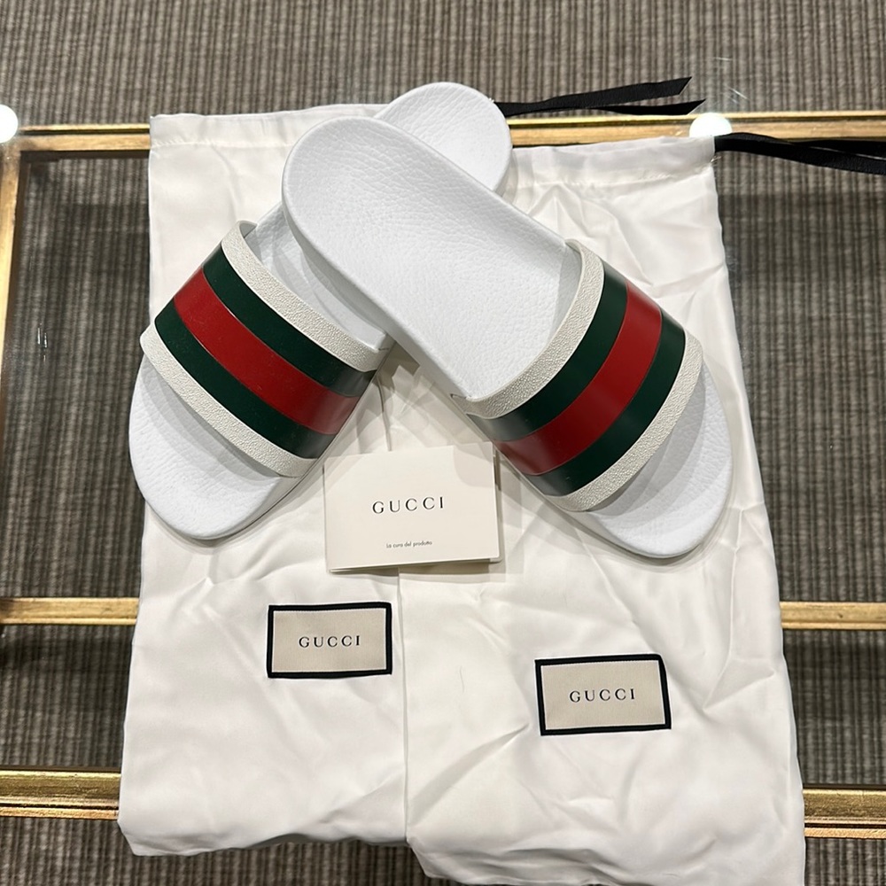 Gucci- Men’s size 11 slides